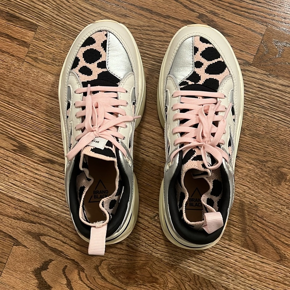 BrandBlack Dad Sneakers - Picture 2 of 4